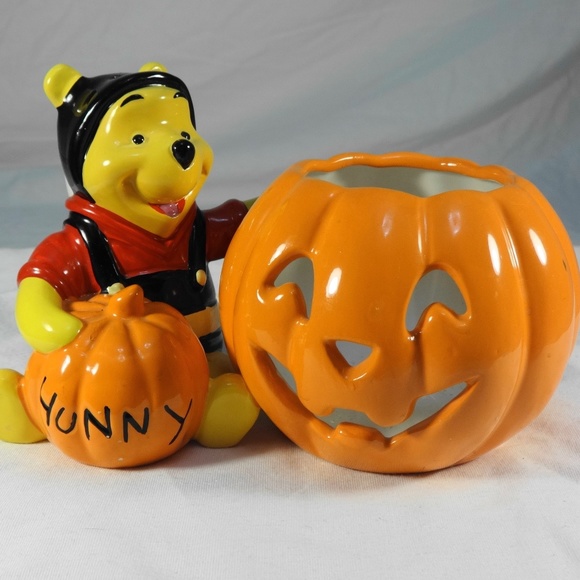 Disney Other - DISNEY Winnie the Pooh Halloween Candle Holder